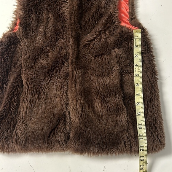 Mini Boden Faux Fur Vest 11/12 - Picture 6 of 6
